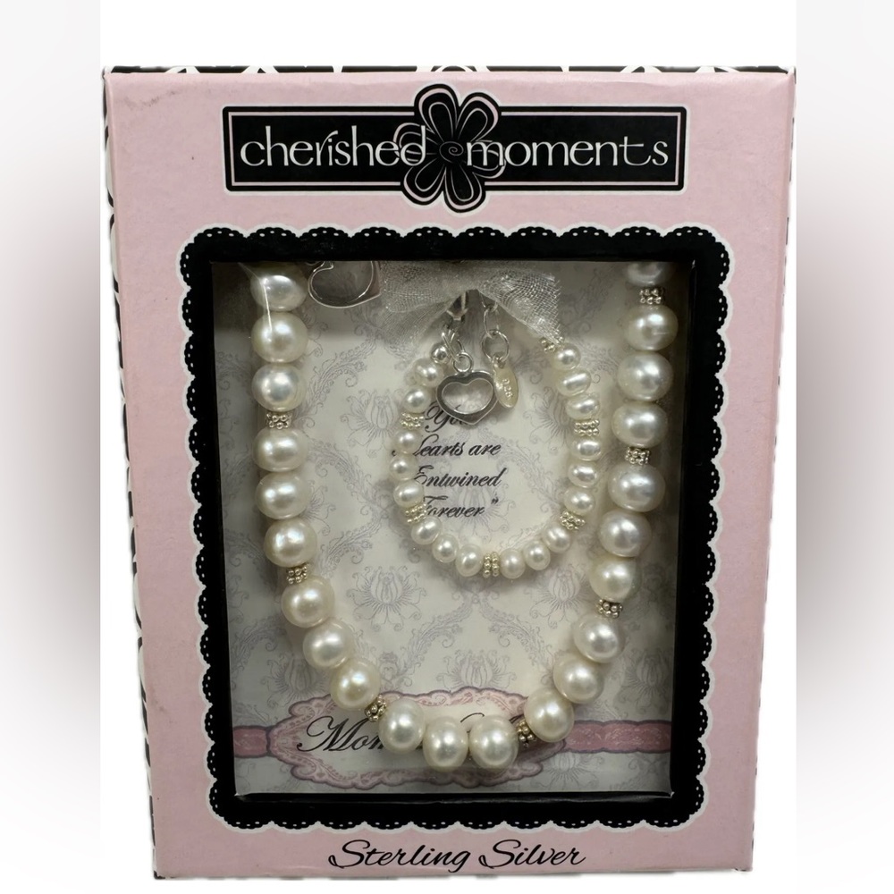 NWT Cherished Moments Mom & Me Matching Bracelet Set- Hearts Entwined